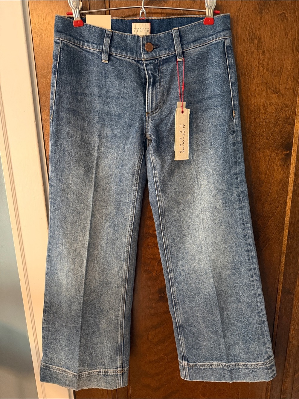 Alice + Olivia Medium Blue Cropped Wide-Leg Jeans